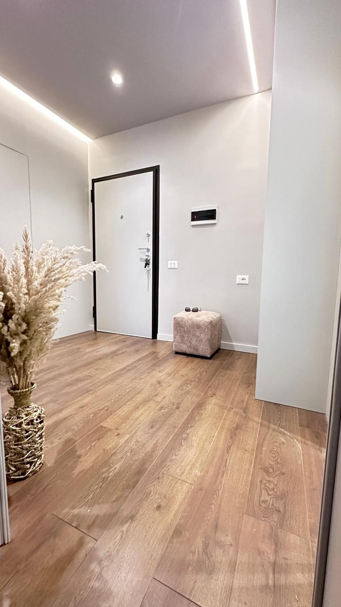Frida Luxury Apartment Tirana Buitenkant foto